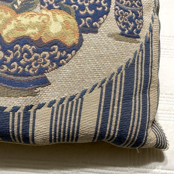 Blue & Cream 18" Pillow Stripes Chinoiserie-Style Lemons Pitchers Bowl Zip Close - Picture 3 of 9